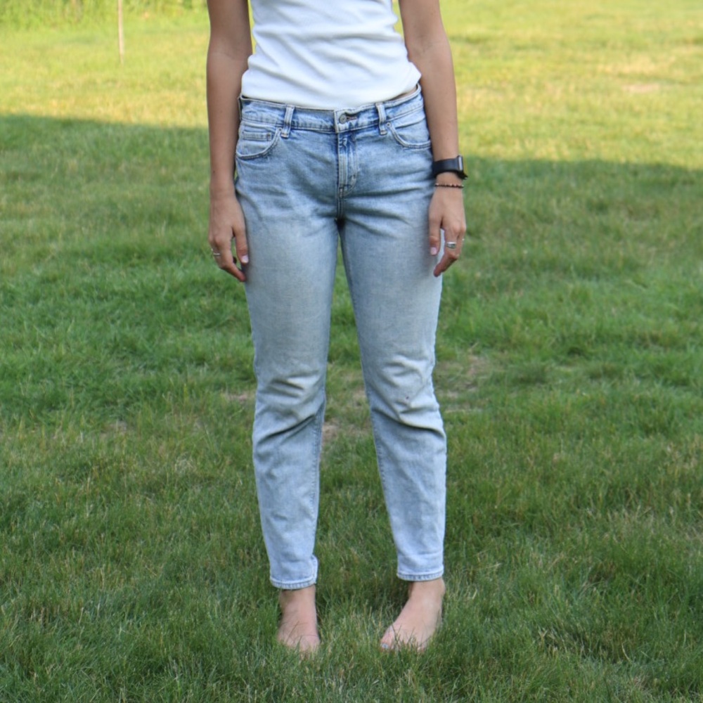 Old Navy Blue Ankle Cropped Jeans